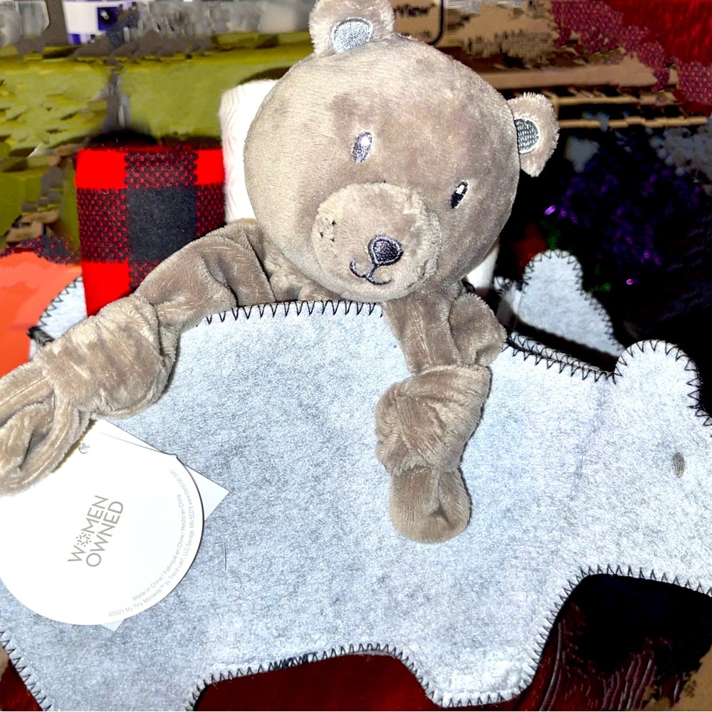 Closet clear out!!Tiny moments bear gift set